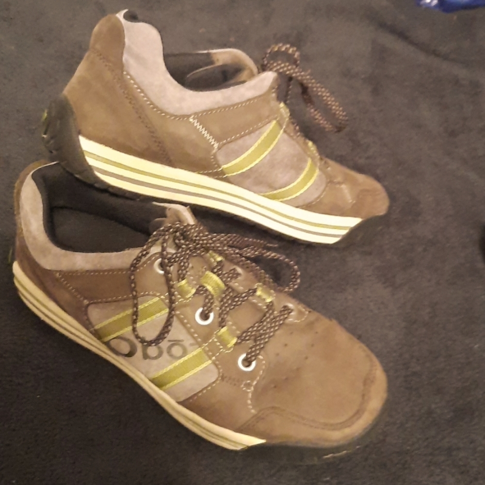 Shoes